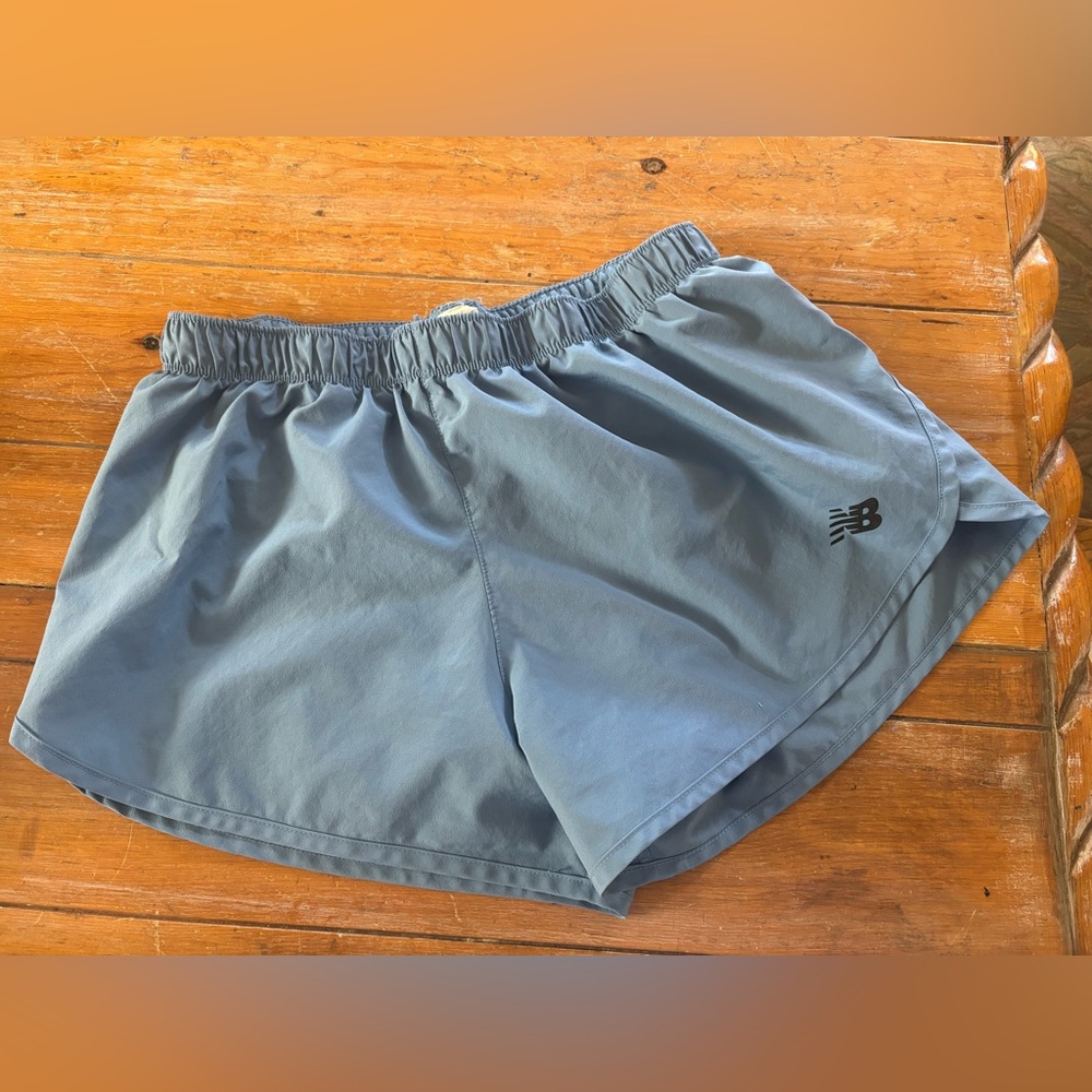 New Balance Shorts Women M